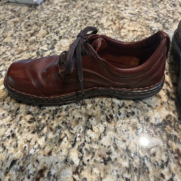 Born women’s  Casual Leather Lace-Up Shoes - Brown 7.5 - Picture 3 of 6